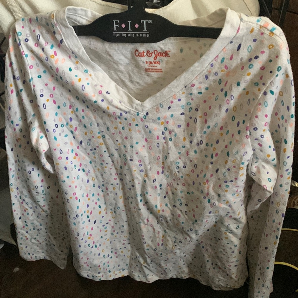 Cat & Jack L/S confetti print Tee! 🌼